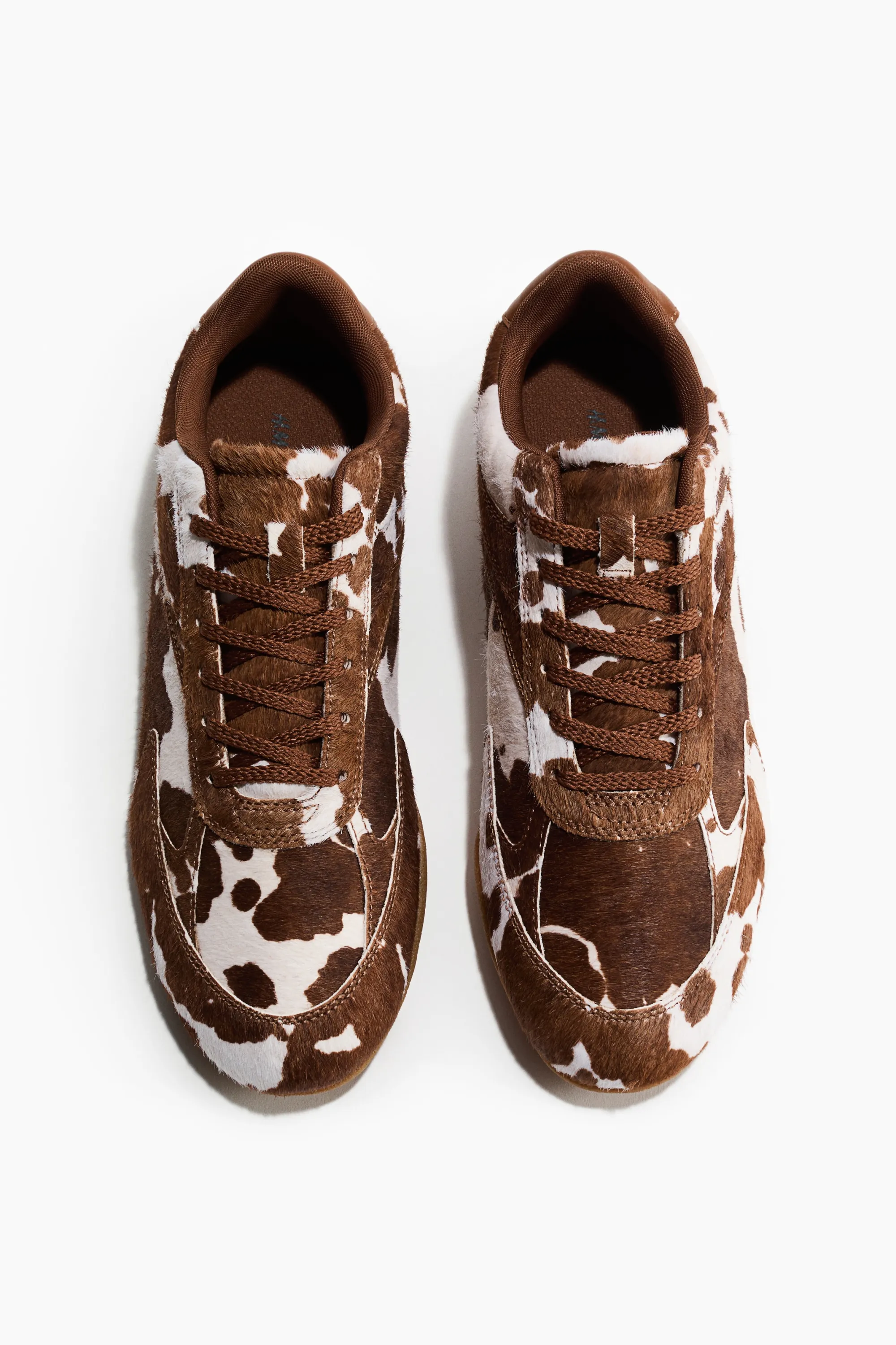 Sneakers en cuir - Marron/imprimé peau de vache