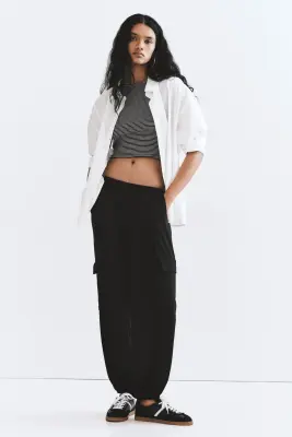 MAMA Pantalon cargo avec jambes ballon - Noir — photo 1