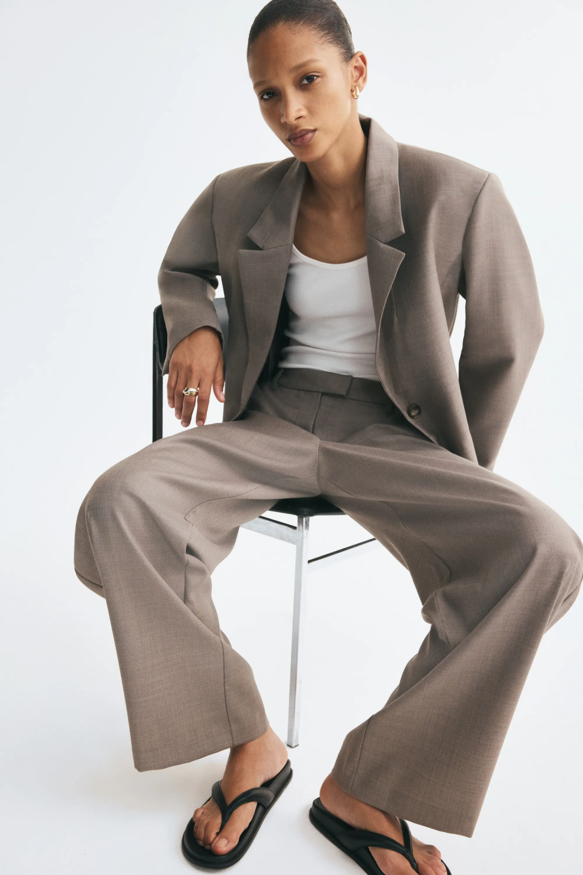 Pantalon en laine mélangée avec ouvertures - Gris ancien chiné