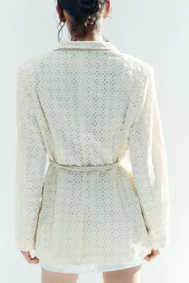 Blazer en coton avec broderie anglaise - Beige clair — photo 4