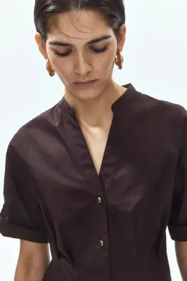 Robe chemise cintrée - Marron foncé — photo 1