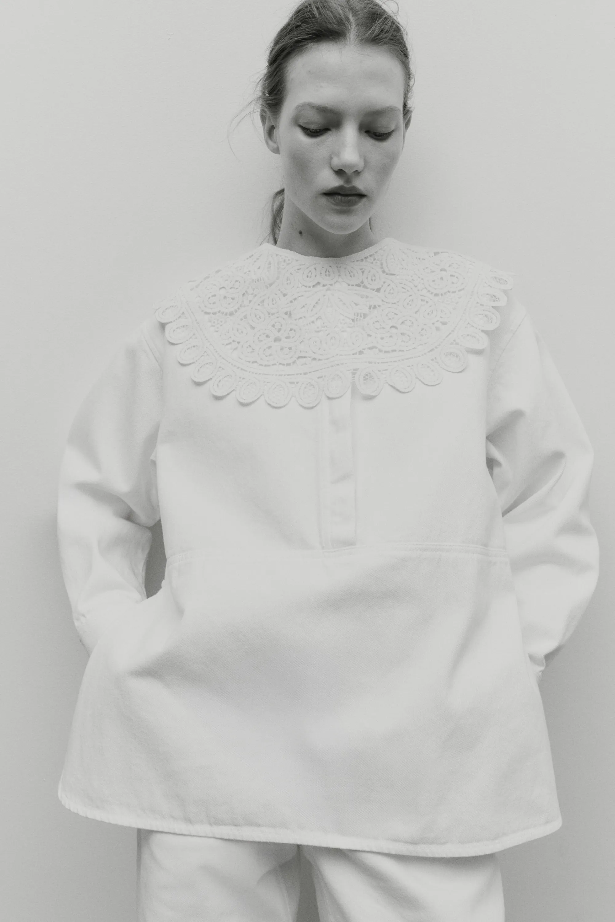 Crochet-look collar - Crème