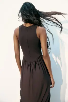 Robe maxi avec jupe tulipe - Marron foncé — photo 4
