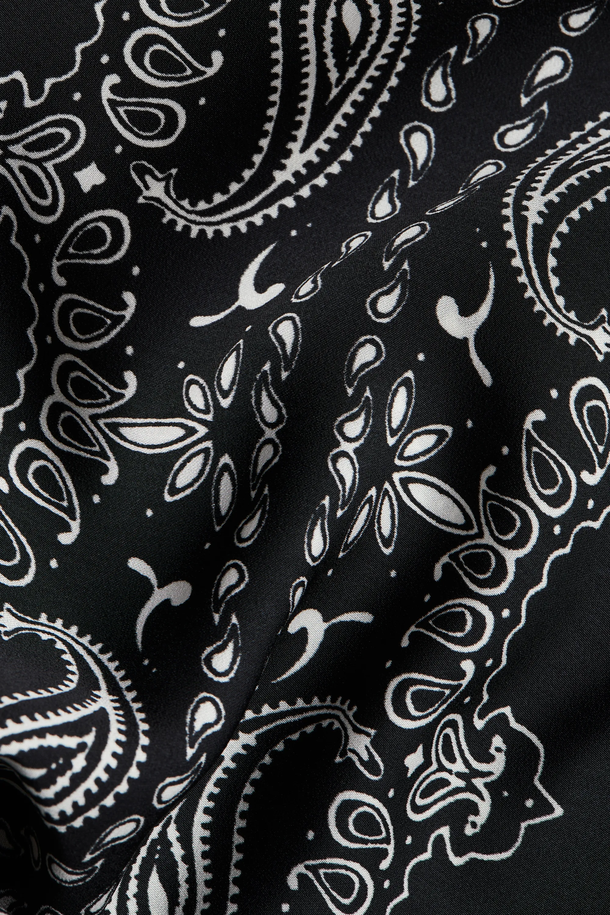 Jupe longue en satin - Noir/motif cachemire