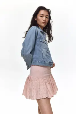 Mini jupe-short avec broderie anglaise - Rose clair — photo 2