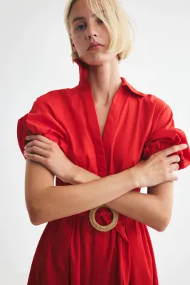 Robe chemise en coton avec ceinture - Rouge — photo 3