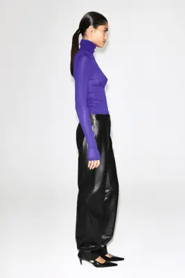 TOP À COL ROULÉ EN LAINE MÉRINOS - VIOLET — photo 5