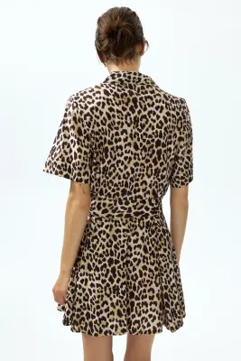 Robe chemise avec ceinture à nouer - Beige/imprimé léopard — photo 1