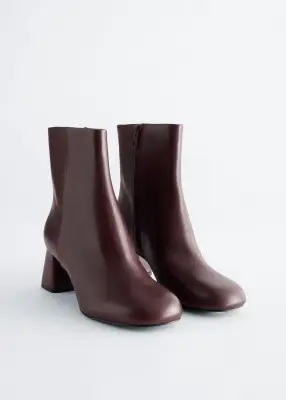 Bottines en cuir - Rouge foncé — photo 1