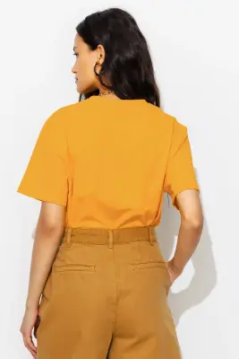 T-shirt manches courtes Femme — photo 4
