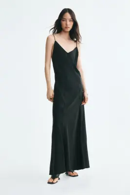Robe à bretelles fines avec dos ouvert - Noir — photo 1