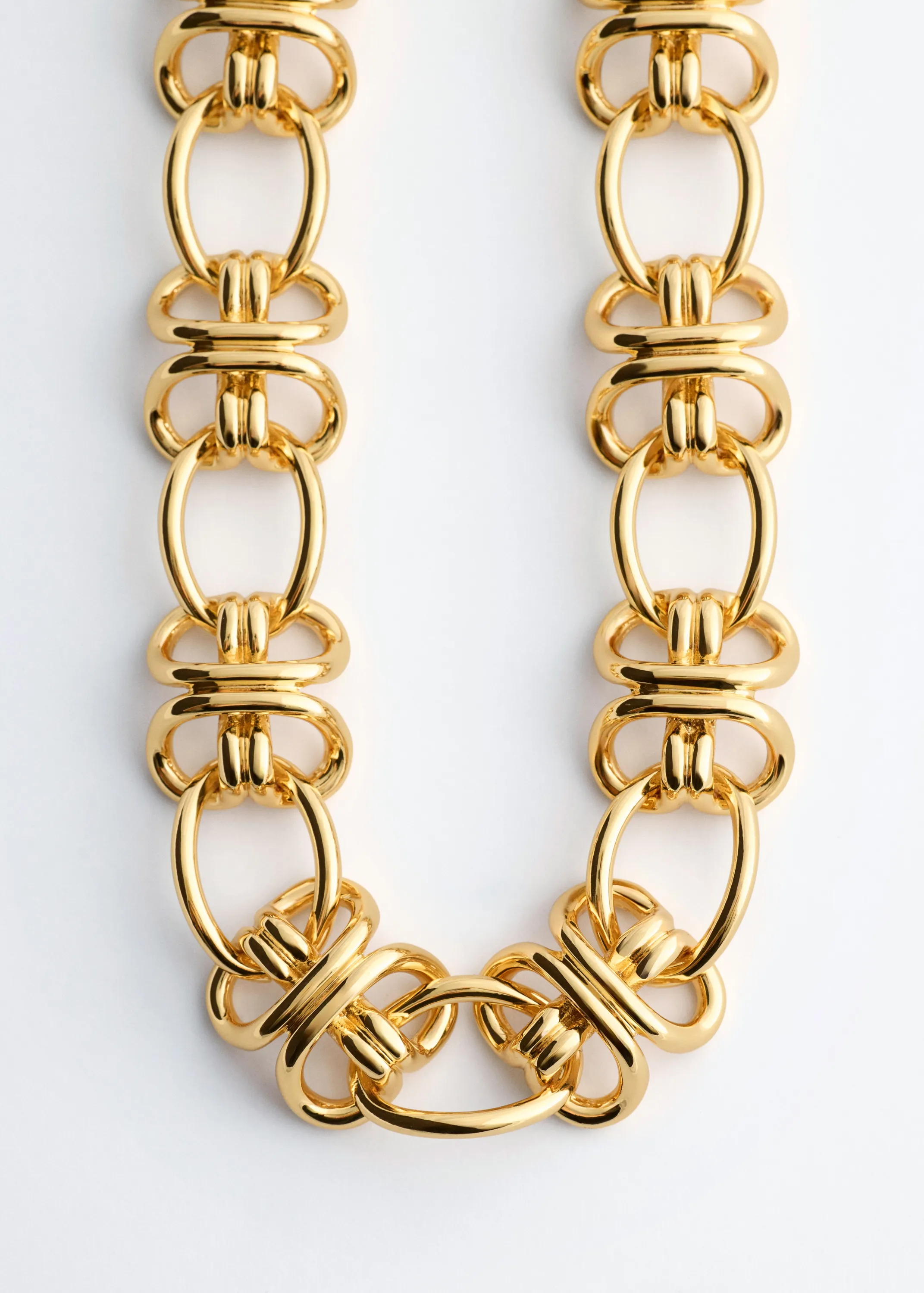 Collier à maillons entrelacés - Doré