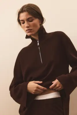 Pull en maille fine avec col zippé - Marron foncé — photo 1