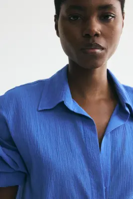 Chemise en coton froissé - Bleu vif — photo 2