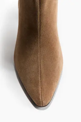 Bottes de hauteur genou en cuir velours fendu - Beige — photo 2