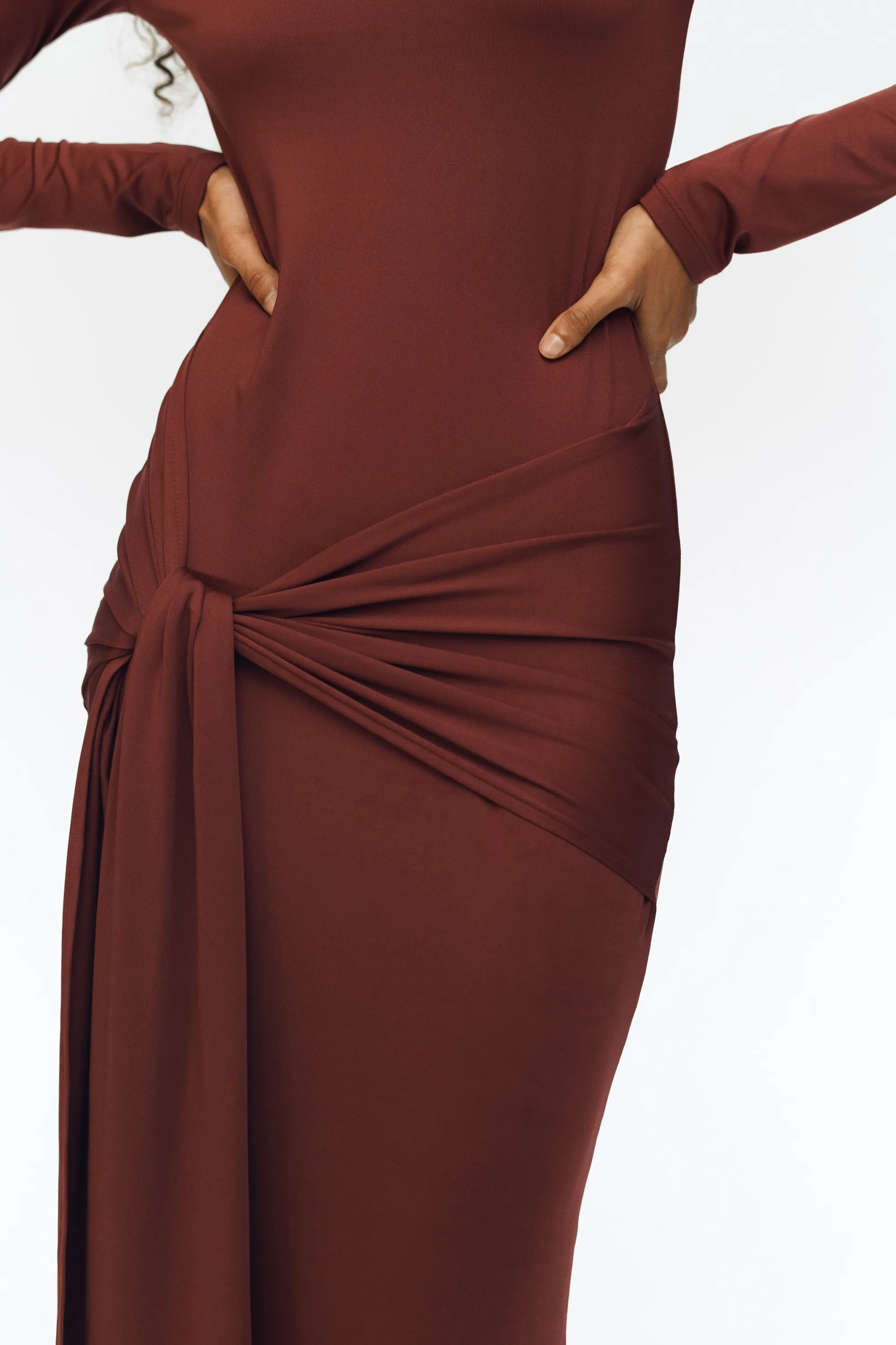 Robe en jersey avec détail à nouer - Brun rouille