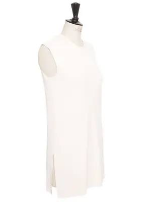 Mini robe par Phoebe Philo sans manche col rond en maille stretch blanc crème Prix boutique 950€ Taille S — photo 3