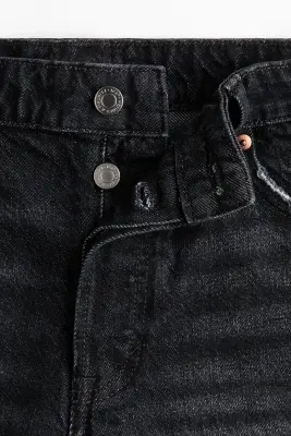 Short en denim avec bords à cru - Noir délavé — photo 5