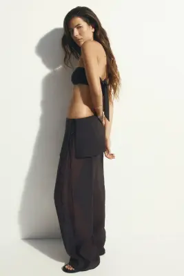 Pantalon avec jupe superposée - Noir — photo 3