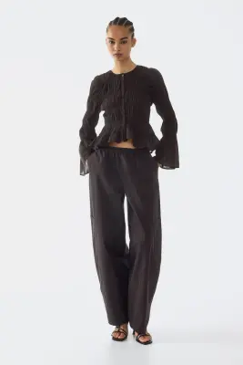 Blouse smockée en coton - Marron foncé — photo 1