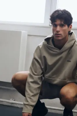 Hoodie de sport Oversized Fit DryMove™ - Beige/motif — photo 1