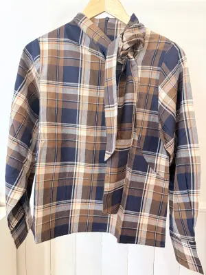 Blouse JIM hazelnut- BELLEPIECE