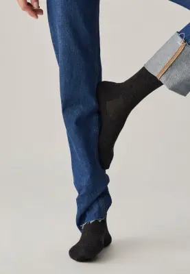 Les chaussettes en laine - Gris anthracite — photo 2