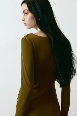 Robe à encolure bénitier en jersey - Olive doré — photo 2