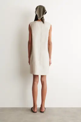 ROBE COURTE DROITE EN LIN - NON TEINT / BEIGE — photo 3