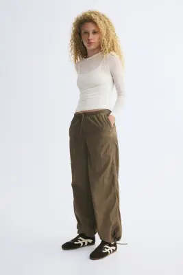 Pantalon parachute en nylon - Vert olive — photo 1