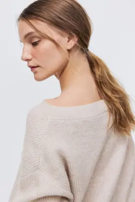 Pull oversize à encolure bateau - Beige clair chiné — photo 2