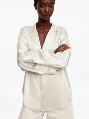 Chemise en satin de soie - Blanc cassé — photo 3
