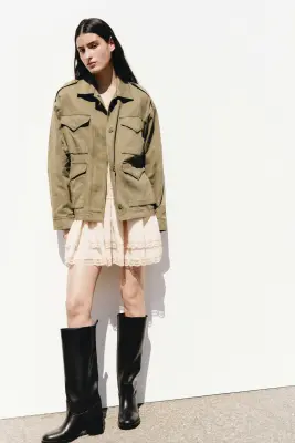 Robe à volants ruchés avec dentelle - Beige clair — photo 3