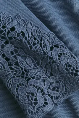 Top à encolure bateau avec dentelle - Bleu ancien foncé — photo 4