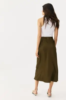 MAMA Slip skirt en satin - Vert kaki foncé — photo 2