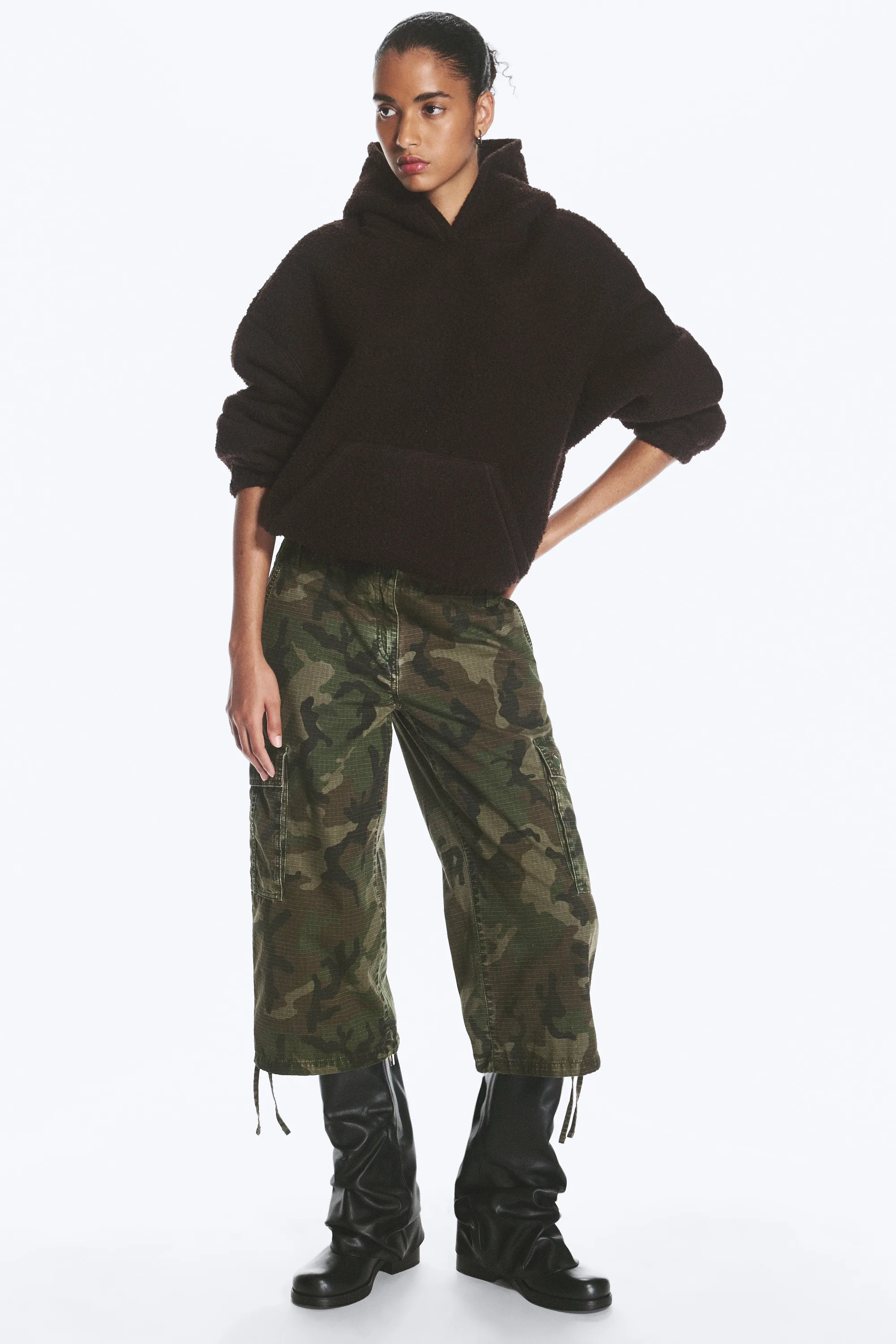 Sweat à capuche oversize texturé en mélange de laine - Marron foncé