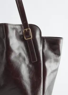 Tote bag en cuir avec bandoulières à boucles - Marron foncé — photo 2