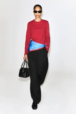 T-SHIRT À MANCHES LONGUES ÉPURÉ - ROUGE — photo 1