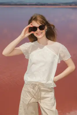 Blouse brodée Femme — photo 3