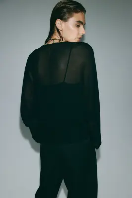 Blouse à encolure bénitier en maille fine - Noir — photo 4