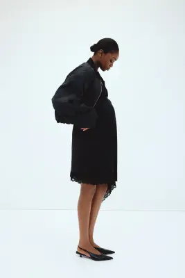 MAMA Robe à bretelles fines avec dentelle - Noir — photo 3