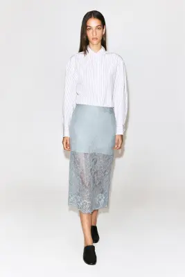JUPE MIDI EN DENTELLE - BLEU CIEL — photo 1