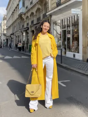 Trench manteau long ceinturé jaune tournesol Prix boutique 750€ Taille 38 à 40 — photo 2