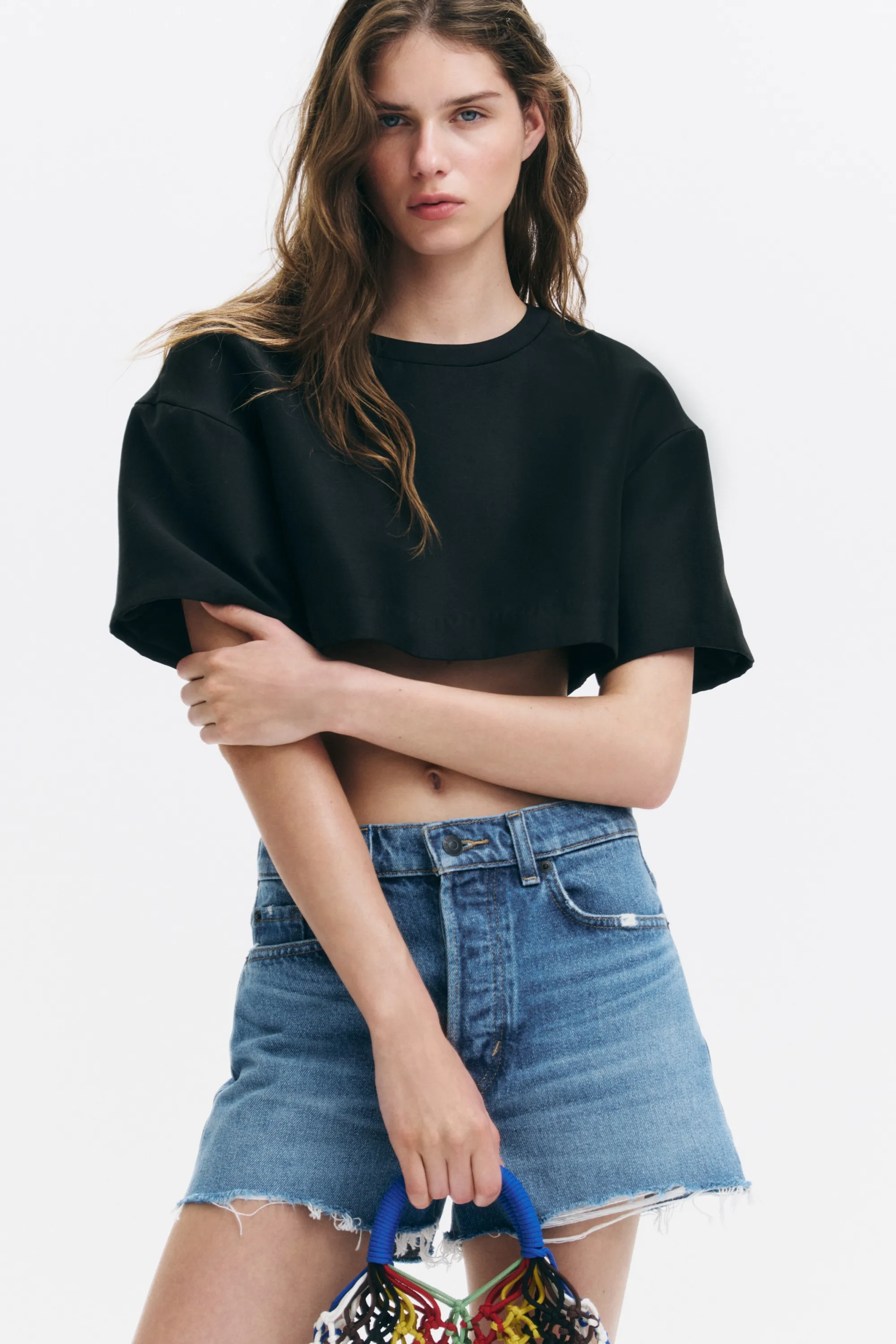 Short en denim avec bords à cru - Bleu denim clair