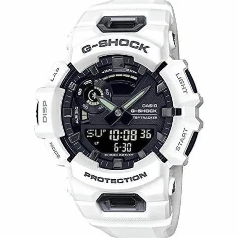Montre a quartz gba-900