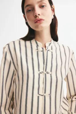 Chemise avec boutons noués - Beige clair/rayé — photo 2