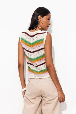 Pull sans manches en crochet — photo 4