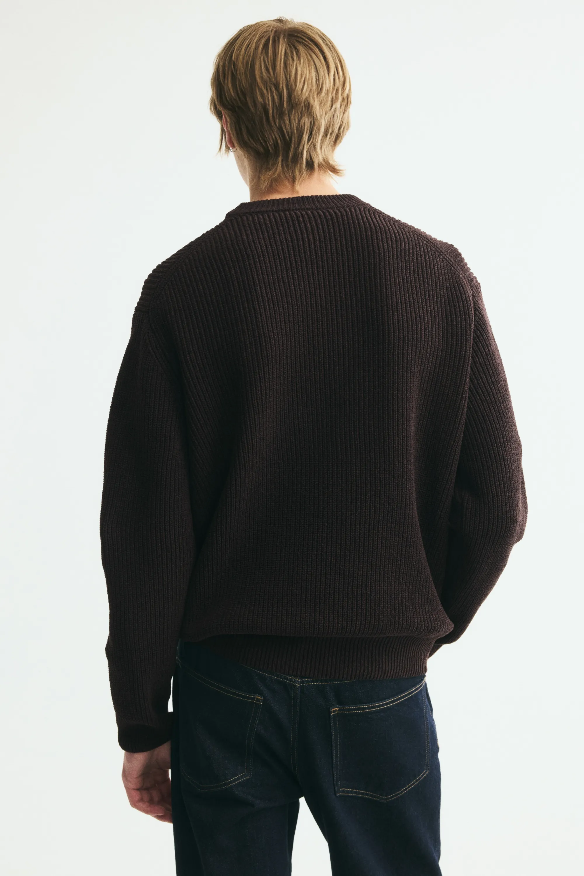 Pull Relaxed Fit en maille côtelée - Marron foncé