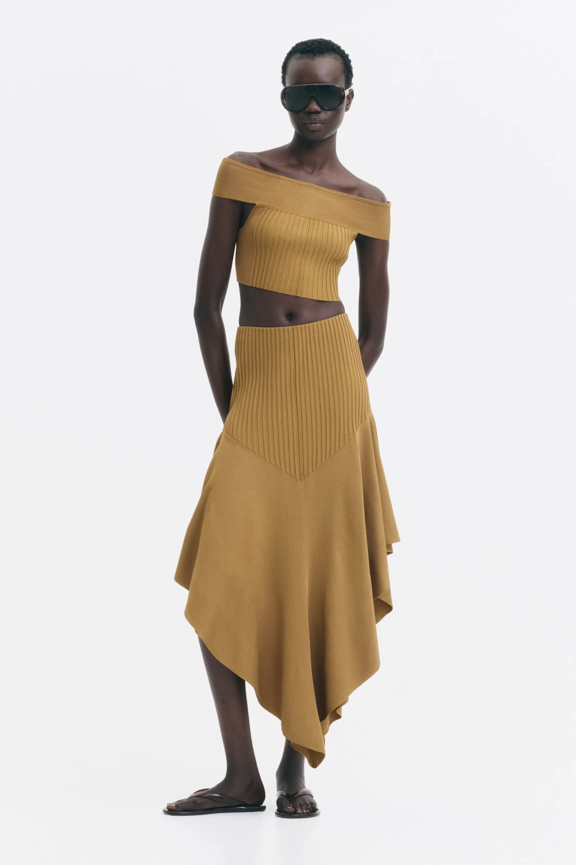 Crop top épaules nues - Beige foncé