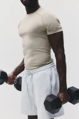 T-shirt de sport Compression Fit DryMove™ - Beige — photo 2